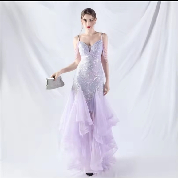 Purple, V Neck, Abstract Print, Ostrich Feathers, Tulle, Mermaid Gown - Picture 14 of 15